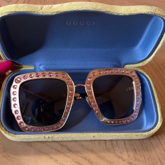 ❤️ Authentic Gucci Sunglasses main image 7